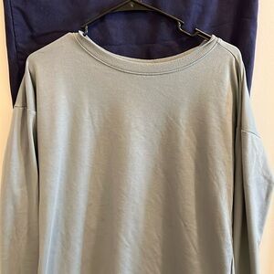 apana green crewneck